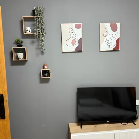 Sol 2 Apartment Tirana
